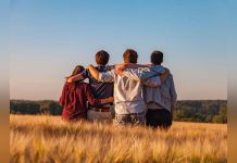 Identité Instable: une Réflexion sur Nos Perceptions Identité Instable: une Réflexion sur Nos Perceptions