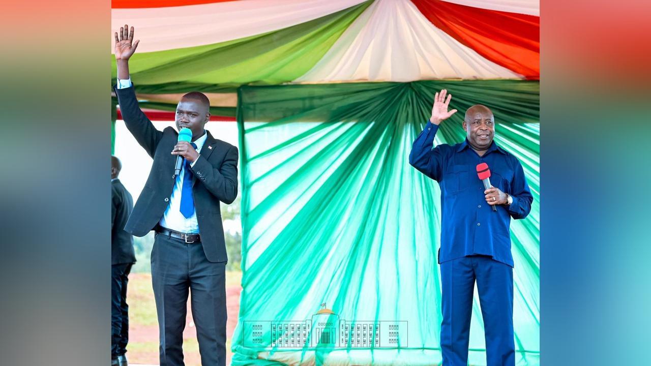 Ndayishimiye Présente Nouvel Administrateur de Gisagara Ndayishimiye Présente Nouvel Administrateur de Gisagara