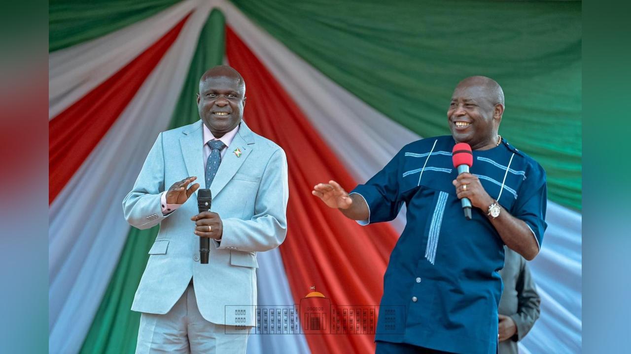 Mugina Accueille le Président Ndayishimiye Mugina Accueille le Président Ndayishimiye