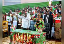 Chef de L’État Participe à la Prière Œcuménique à Gitega Chef de L'État Participe à la Prière Œcuménique à Gitega