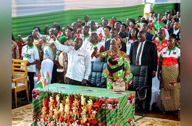 Chef de L’État Participe à la Prière Œcuménique à Gitega Chef de L'État Participe à la Prière Œcuménique à Gitega