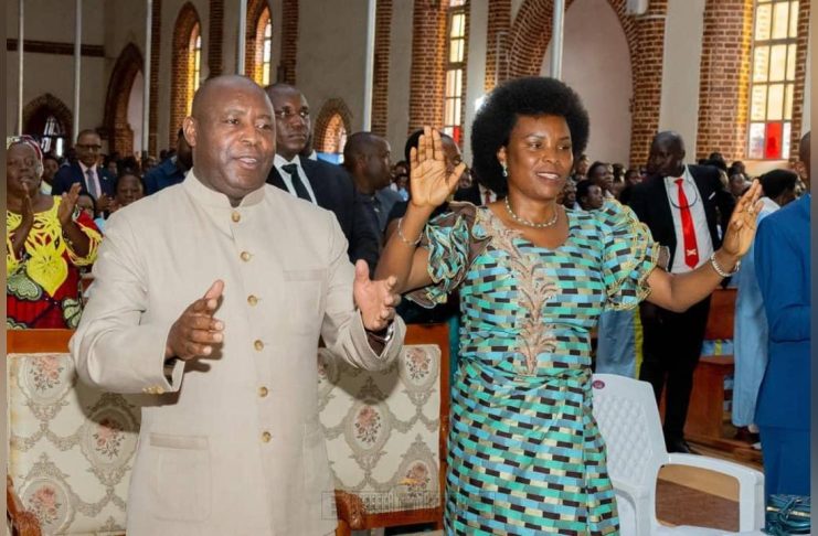 Famille Présidentielle Célébre Noël à Mugera Famille Présidentielle Célébre Noël à Mugera