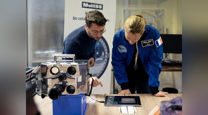 Mission de Sophie Adenot dans L’Iss Chasse aux Microbes Mission de Sophie Adenot dans L’Iss Chasse aux Microbes