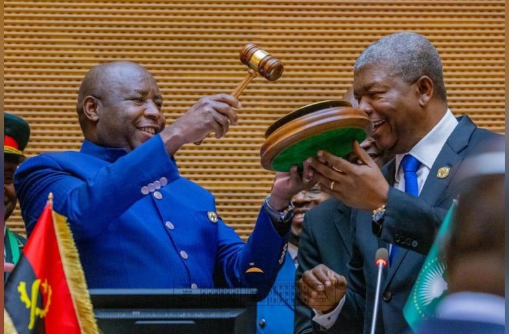 Evariste Ndayishimiye Devient Président de L’Union Africaine Evariste Ndayishimiye Devient Président de L'Union Africaine