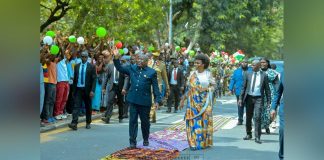 Retour du Président Ndayishimiye au Burundi Après L’Ua Retour du Président Ndayishimiye au Burundi Après L'Ua