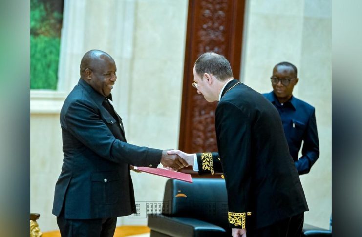 Ndayishimiye Accueille Trois Nouveaux Ambassadeurs Ndayishimiye Accueille Trois Nouveaux Ambassadeurs