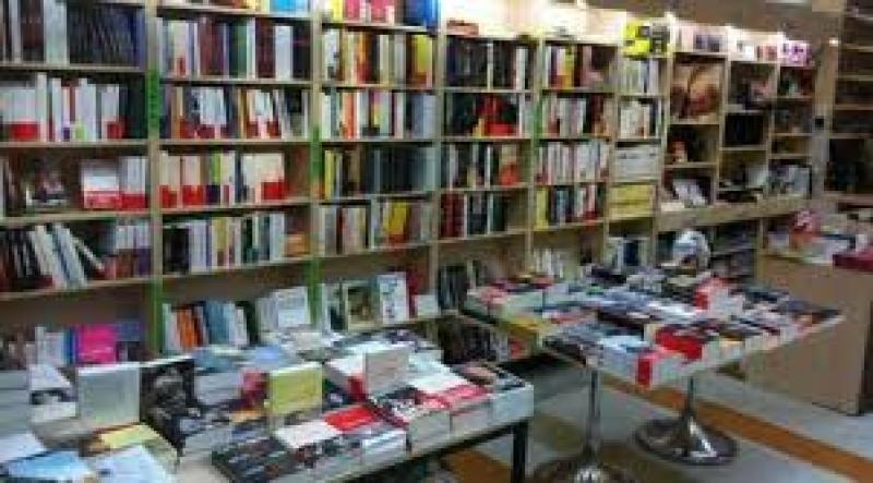 Cameroun - Manuels Scolaires: Les classes de terminale auront de nouveaux livres dès la prochaine rentrée scolaire Cameroun - Manuels Scolaires: Les classes de terminale auront de nouveaux livres dès la prochaine rentrée scolaire