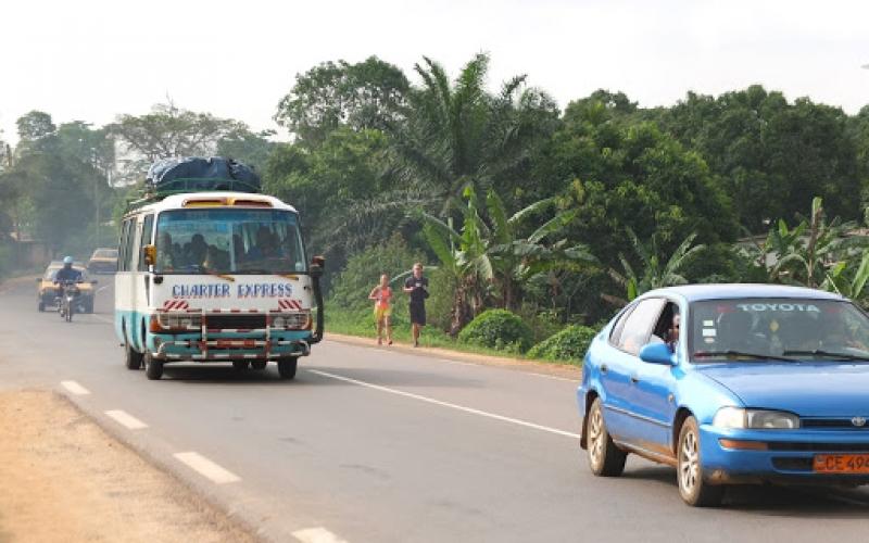 Cameroun - Transports: La compagnie «Charter Express» écope d’un mois de suspension pour surcharge et excès de vitesse sur l’axe Bafang-Yaoundé Cameroun - Transports: La compagnie «Charter Express» écope d’un mois de suspension pour surcharge et excès de vitesse sur l’axe Bafang-Yaoundé