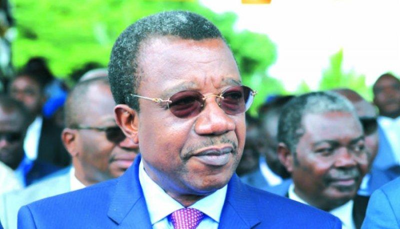 Le correspondant de France 24 au Cameroun détruit la CRTV en mondovision Le correspondant de France 24 au Cameroun détruit la CRTV en mondovision