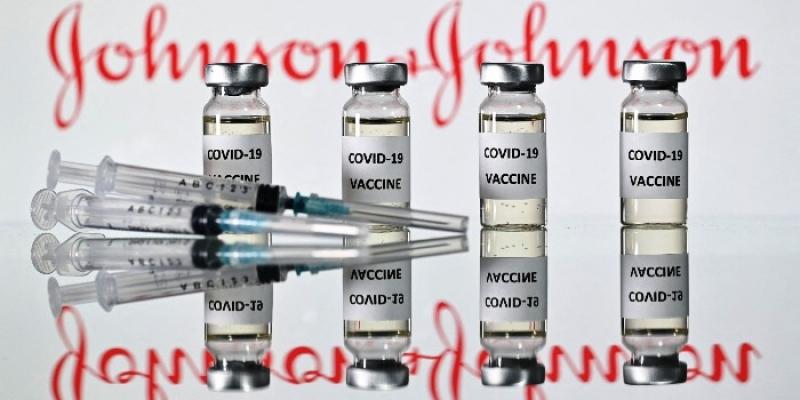 Covid-19: Le Cameroun commande 5,3 millions de doses du vaccin américain Johnson & Johnson pour intensifier la vaccination Covid-19: Le Cameroun commande 5,3 millions de doses du vaccin américain Johnson & Johnson pour intensifier la vaccination