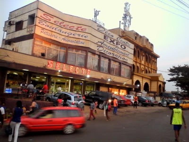 Cameroun: La gendarmerie nationale démantèle une clinique clandestine spécialisée dans les interruptions volontaires de grossesses Cameroun: La gendarmerie nationale démantèle une clinique clandestine spécialisée dans les interruptions volontaires de grossesses