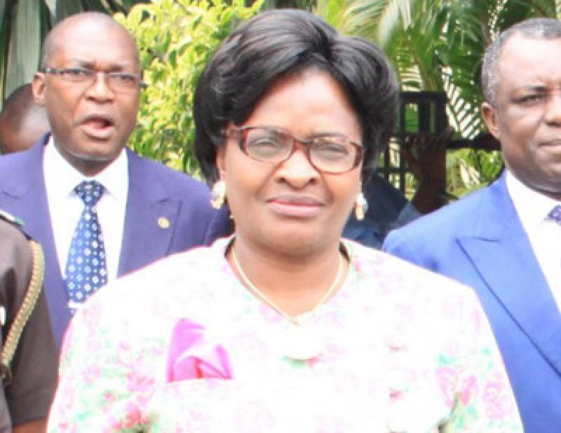 Cameroun: Décédée le 2 juin 2021, l'ancienne ministre Jacqueline Koung A Bessike sera inhumée le vendredi 24 juillet 2021 Cameroun: Décédée le 2 juin 2021, l'ancienne ministre Jacqueline Koung A Bessike sera inhumée le vendredi 24 juillet 2021