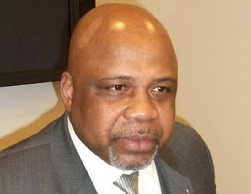 Cameroun – Réaction : Les hommes politiques Célestin Bedzigui (PAL) et Parfait Mbvoum (SDF) s’opposent à la convocation du philosophe Fridolin Nké à la SEMIL Cameroun – Réaction : Les hommes politiques Célestin Bedzigui (PAL) et Parfait Mbvoum (SDF) s’opposent à la convocation du philosophe Fridolin Nké à la SEMIL