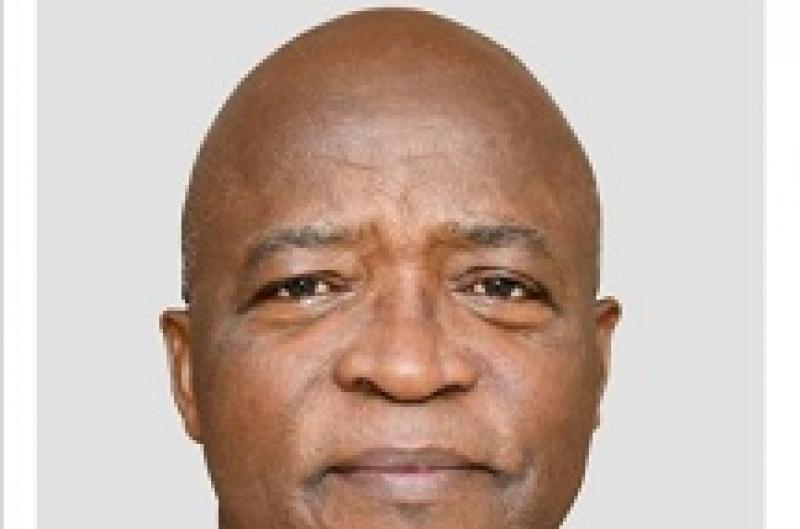Mesure: L’ambassadeur du Cameroun en Guinée Equatoriale interdit toute action judiciaire entre Camerounais vivant sur le sol équato-guinéen Mesure: L’ambassadeur du Cameroun en Guinée Equatoriale interdit toute action judiciaire entre Camerounais vivant sur le sol équato-guinéen