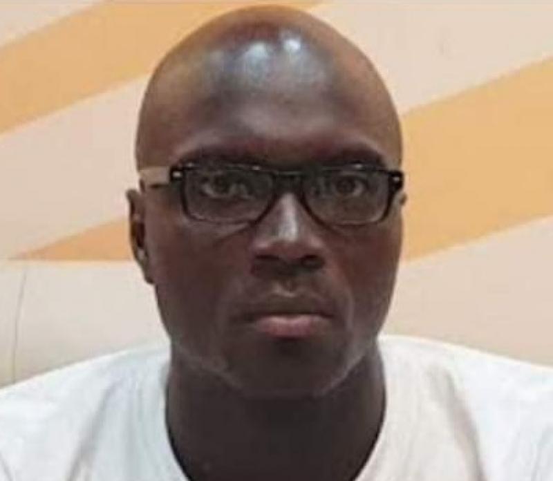 Cameroun – Justice : L’activiste Sébastien Ebala condamné à 2 ans d’emprisonnement ferme pour «propagation de fausses nouvelles et Outrage au Chef de l'État». Cameroun – Justice : L’activiste Sébastien Ebala condamné à 2 ans d’emprisonnement ferme pour «propagation de fausses nouvelles et Outrage au Chef de l'État».