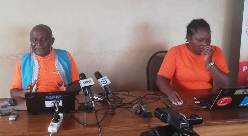 Cameroun – Alternance: Des Organisations de la société civile exhortent Paul Biya à organiser les Etats généraux de la République et à mettre sur pied un gouvernement de transition Cameroun – Alternance: Des Organisations de la société civile exhortent Paul Biya à organiser les Etats généraux de la République et à mettre sur pied un gouvernement de transition