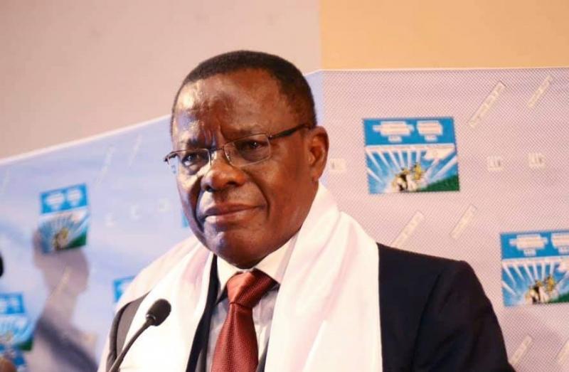 Cameroun – Contre-temps : Le Professeur Maurice Kamto reporte son meeting avec les militants du MRC résidant en Europe. Cameroun – Contre-temps : Le Professeur Maurice Kamto reporte son meeting avec les militants du MRC résidant en Europe.