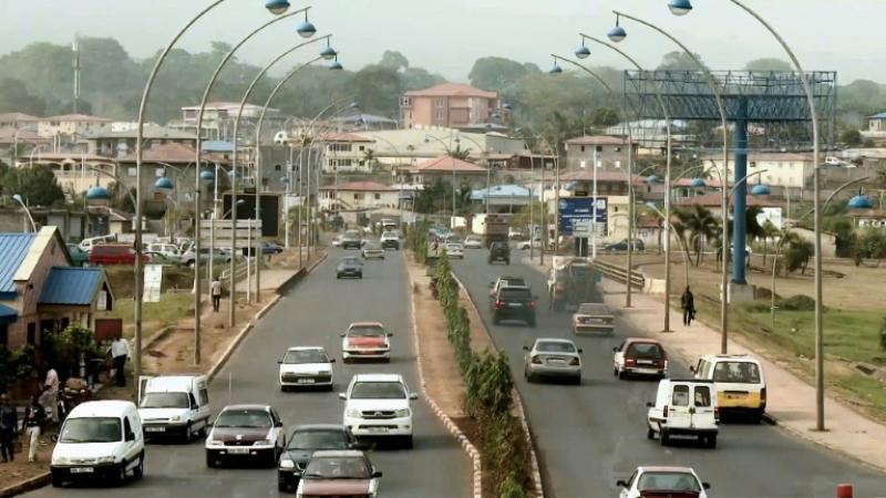 Xénophobie : L’Ambassade du Cameroun en Guinée Equatoriale confirme des arrestations massives de Camerounais à Malabo Xénophobie : L’Ambassade du Cameroun en Guinée Equatoriale confirme des arrestations massives de Camerounais à Malabo