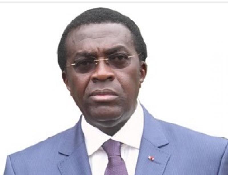 Université de Yaoundé I : Le recteur Maurice Aurélien Sosso met en garde les enseignants sur leurs publications sur les réseaux sociaux Université de Yaoundé I : Le recteur Maurice Aurélien Sosso met en garde les enseignants sur leurs publications sur les réseaux sociaux