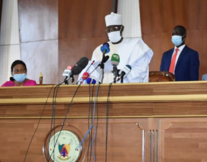 Assemblée nationale: Dans son discours de clôture, Cavaye Yeguié Djibril demande que le stade d’Olembe porte le nom de Paul Biya. Assemblée nationale: Dans son discours de clôture, Cavaye Yeguié Djibril demande que le stade d’Olembe porte le nom de Paul Biya.