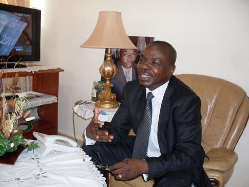 Sérail: L’interdiction de sortie du territoire de Jean Pierre Amougou Belinga, PDG de Vision 4, finalement levée Sérail: L’interdiction de sortie du territoire de Jean Pierre Amougou Belinga, PDG de Vision 4, finalement levée