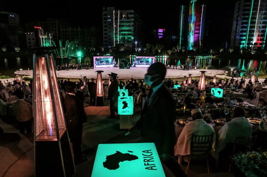 Gel du statut de membre observateur de l’UA: Gel du statut de membre observateur de l’UA: