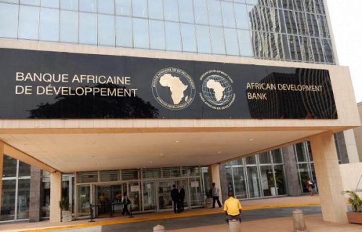 Programme avec le FMI : le Cameroun sollicite auprès de la BAD un prêt de 85 milliards de FCFA en 2022 Programme avec le FMI : le Cameroun sollicite auprès de la BAD un prêt de 85 milliards de FCFA en 2022