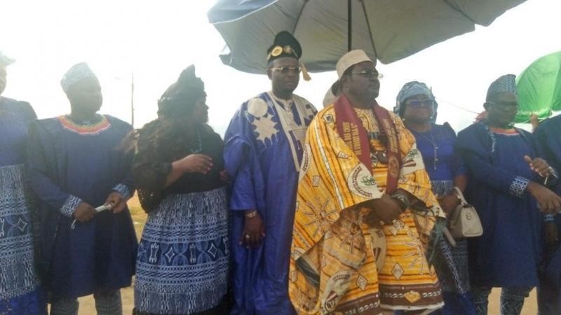Pouvoir traditionnel: Elu en 2019, le chef de la communauté Batcham de Douala a été finalement installé Pouvoir traditionnel: Elu en 2019, le chef de la communauté Batcham de Douala a été finalement installé