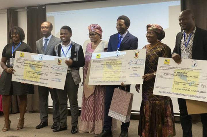 TIC : avec son antivirus made in Cameroon, Stéphane Meye Ba Ntyam décroche le prix du meilleur projet 2022 TIC : avec son antivirus made in Cameroon, Stéphane Meye Ba Ntyam décroche le prix du meilleur projet 2022