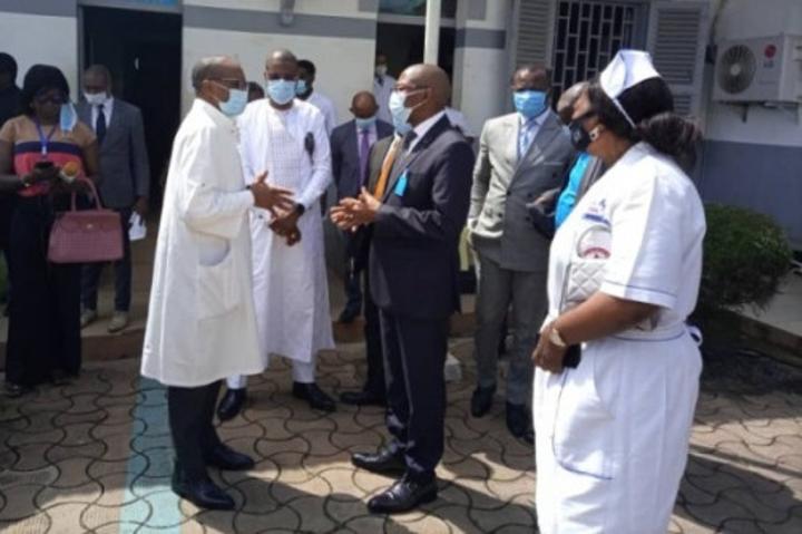 Santé publique : 25 000 postes sollicités au moment où l’État du Cameroun tente de rationaliser ses recrutements Santé publique : 25 000 postes sollicités au moment où l’État du Cameroun tente de rationaliser ses recrutements