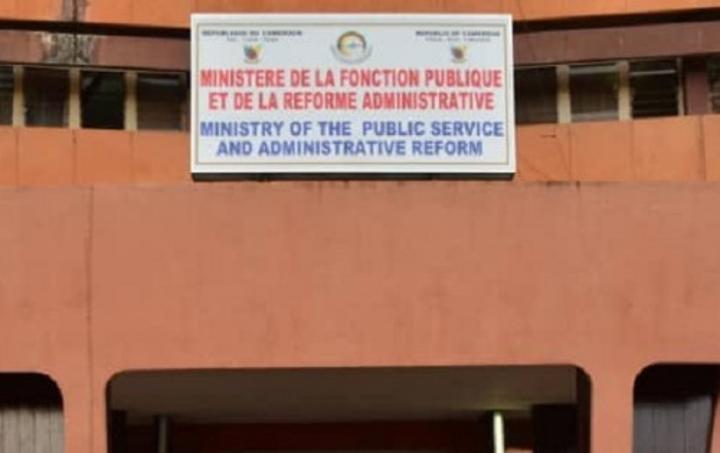 Cameroun : le gouvernement assouplit les conditions de recrutement des handicapés à la fonction publique Cameroun : le gouvernement assouplit les conditions de recrutement des handicapés à la fonction publique