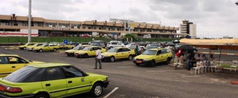 Grogne : Grève des conducteurs de taxis à Bafoussam (Ouest) en protestation aux tracasseries policières Grogne : Grève des conducteurs de taxis à Bafoussam (Ouest) en protestation aux tracasseries policières
