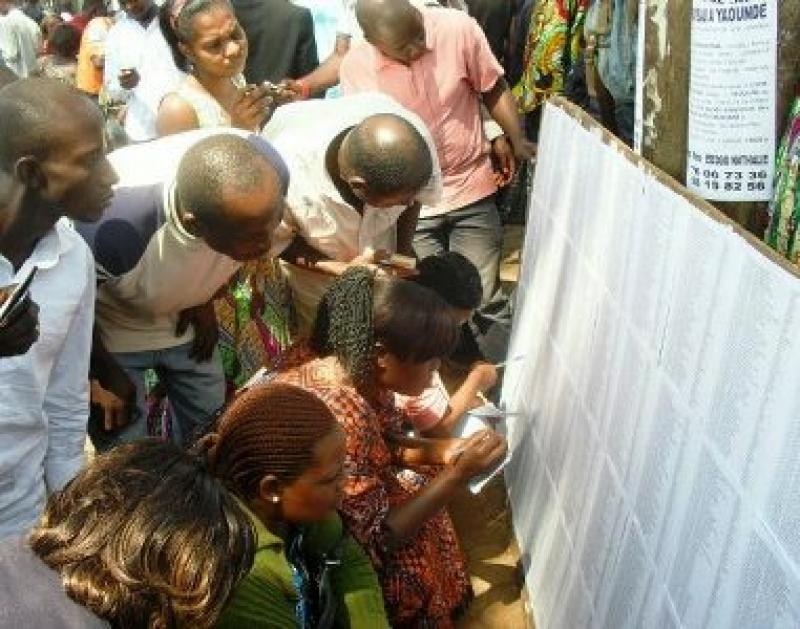 Statistiques: Selon l’OBC, le taux de réussite au BAC de l’Enseignement Général est passé de 73,54% en 2021 à 66,27 % en 2022, soit une baisse de 7%. Statistiques: Selon l’OBC, le taux de réussite au BAC de l’Enseignement Général est passé de 73,54% en 2021 à 66,27 % en 2022, soit une baisse de 7%.