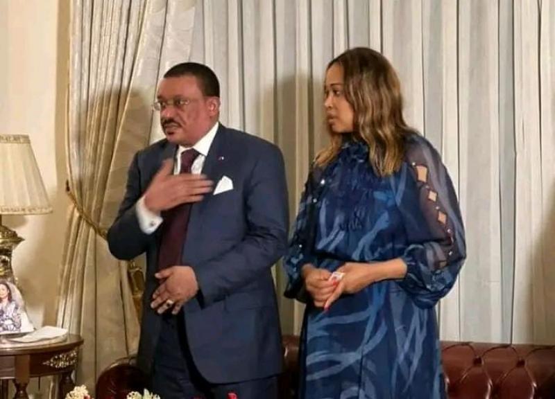 Opération Epervier: Voici une vidéo qui montre l’ex ministre Atangana Kouna en train de quitter la prison de Yaoundé Kondengui Opération Epervier: Voici une vidéo qui montre l’ex ministre Atangana Kouna en train de quitter la prison de Yaoundé Kondengui