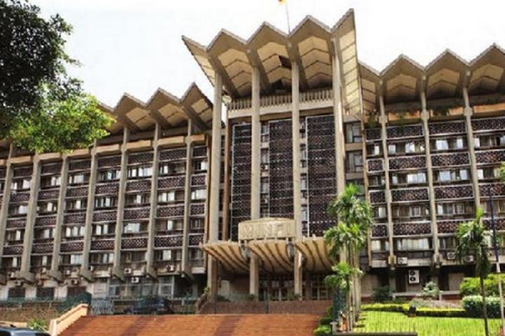Après 10 ans d’attente, le Cameroun annonce un projet de plan d’affaires pour le Fonds de garantie des crédits aux PME Après 10 ans d’attente, le Cameroun annonce un projet de plan d’affaires pour le Fonds de garantie des crédits aux PME