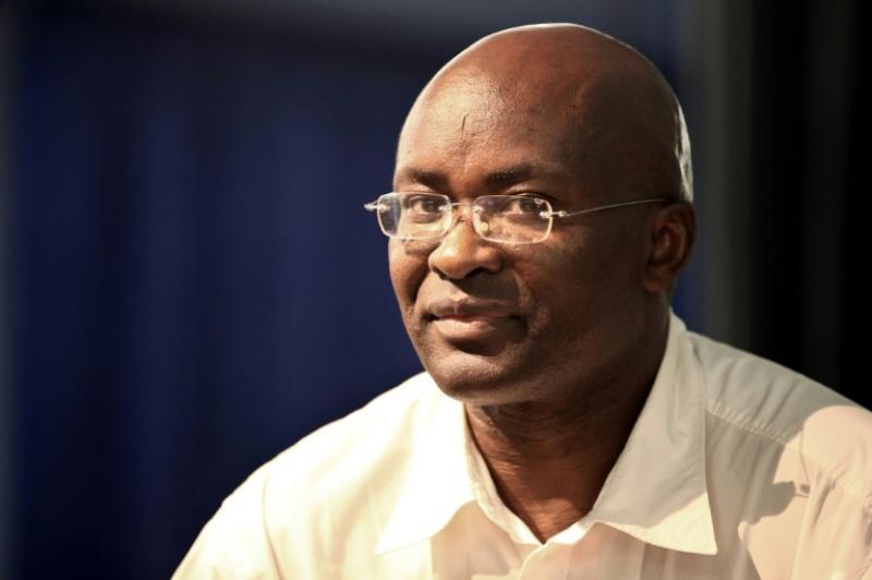 Riposte: Sous le feu des critiques en raison de sa relation avec Emmanuel Macron, Achille Mbembe dénonce «des attaques» émanant «d’individus paumés, qui ont raté leur vie» Riposte: Sous le feu des critiques en raison de sa relation avec Emmanuel Macron, Achille Mbembe dénonce «des attaques» émanant «d’individus paumés, qui ont raté leur vie»