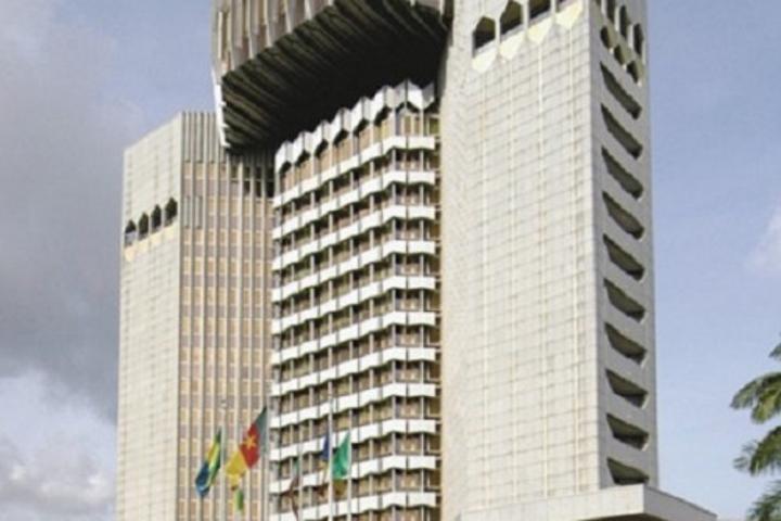 Marché de la Beac : légère hausse du coût des titres de courte maturité du Cameroun au mois de juillet 2022 Marché de la Beac : légère hausse du coût des titres de courte maturité du Cameroun au mois de juillet 2022