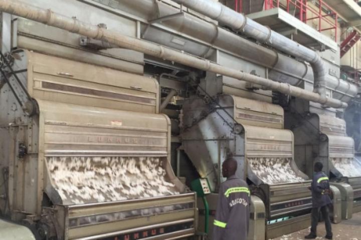 La Sodecoton veut construire une 11e usine d’égrenage pour anticiper sur sa production projetée à 400 000 tonnes en 2025 La Sodecoton veut construire une 11e usine d’égrenage pour anticiper sur sa production projetée à 400 000 tonnes en 2025