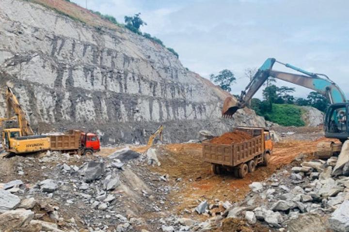 Construction des routes : le Cameroun arrête de nouveaux critères pour tenir compte des changements climatiques Construction des routes : le Cameroun arrête de nouveaux critères pour tenir compte des changements climatiques