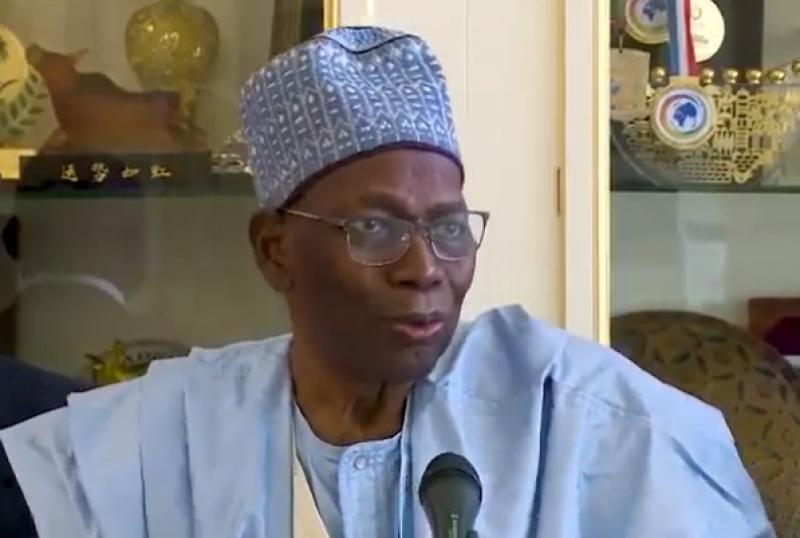 Cameroun: Le vice premier ministre Amadou Ali a fait sa dernière apparition publique au Tchad en avril 2022 (vidéo) Cameroun: Le vice premier ministre Amadou Ali a fait sa dernière apparition publique au Tchad en avril 2022 (vidéo)