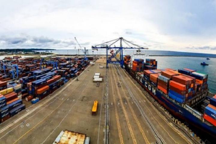 Désenclavement du port de Kribi : un prêt de 75 milliards de FCFA pour les routes Edéa-Kribi et Lolabé et Campo Désenclavement du port de Kribi : un prêt de 75 milliards de FCFA pour les routes Edéa-Kribi et Lolabé et Campo
