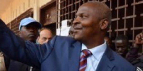 Rêve de présidence à vie: Faustin Archange Toudera vient d'atterrir au Cameroun