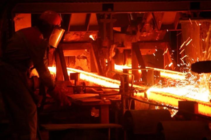 Électricité : comment l’incendie du poste de Logbaba menace d’embraser le secteur de la métallurgie au Cameroun Électricité : comment l’incendie du poste de Logbaba menace d’embraser le secteur de la métallurgie au Cameroun