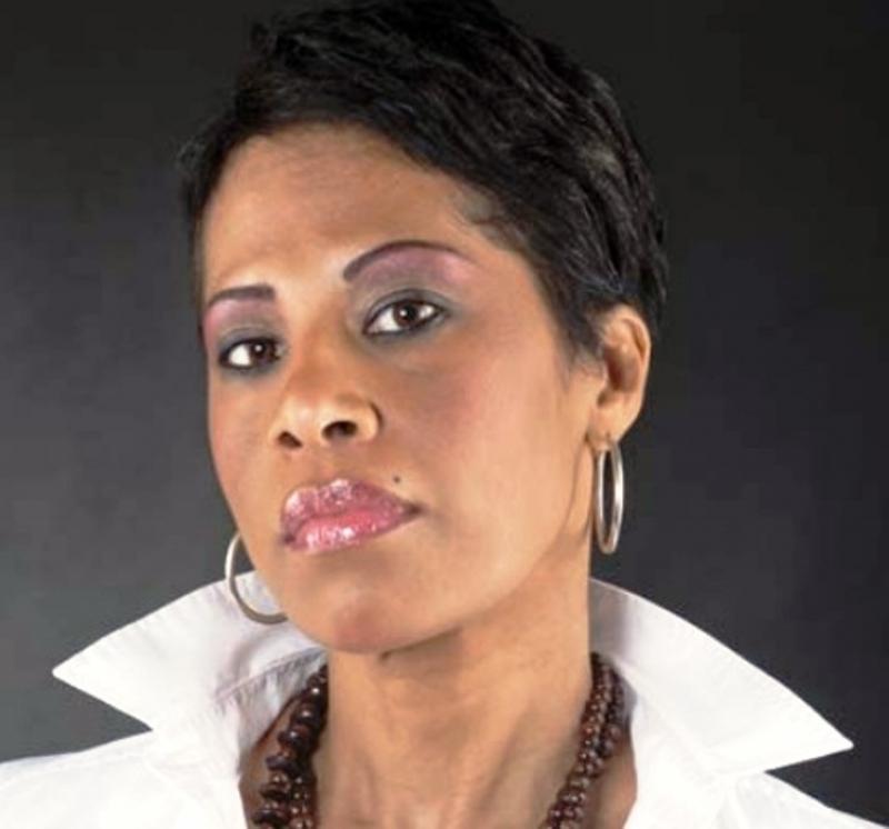 Afrique/France - Nathalie Yamb (à propos de l’interdiction de territoire français qui la frappe): «Je ne suis pas une esclave. Je ne suis l’esclave de personne. Je ne l’ai jamais été. J’ai vécu, je vis et je vivrai en femme libre. Et je mourrai en femme libre» Afrique/France - Nathalie Yamb (à propos de l’interdiction de territoire français qui la frappe): «Je ne suis pas une esclave. Je ne suis l’esclave de personne. Je ne l’ai jamais été. J’ai vécu, je vis et je vivrai en femme libre. Et je mourrai en femme libre»