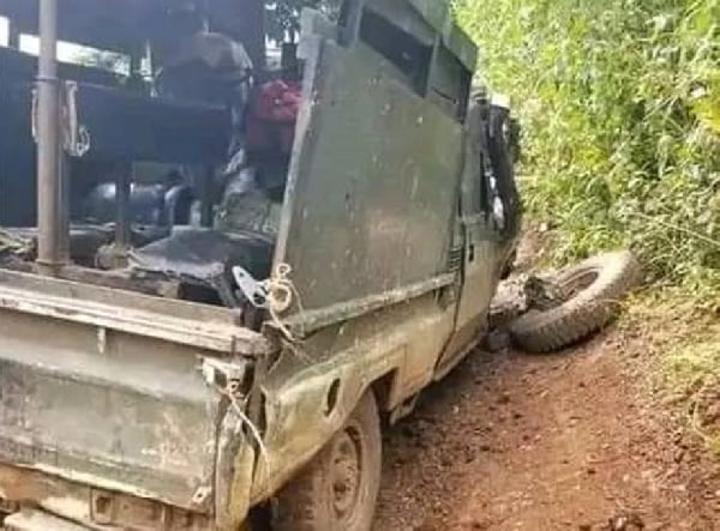 Crise anglophone : attaque meurtrière, un engin explosif des Ambaboys fait tomber des soldats de l'armée Crise anglophone : attaque meurtrière, un engin explosif des Ambaboys fait tomber des soldats de l'armée