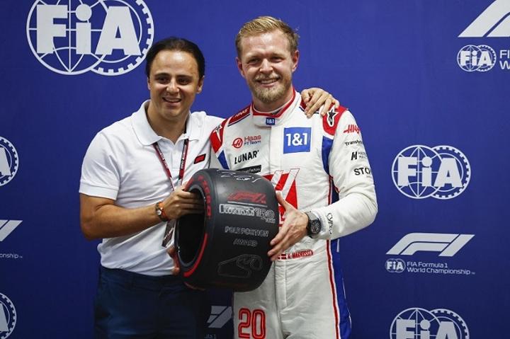 F1: des qualifications chaotiques au Brésil voient le pilote Kevin Magnussen devenir le premier Danois de l’histoire à se placer à la première place F1: des qualifications chaotiques au Brésil voient le pilote Kevin Magnussen devenir le premier Danois de l’histoire à se placer à la première place