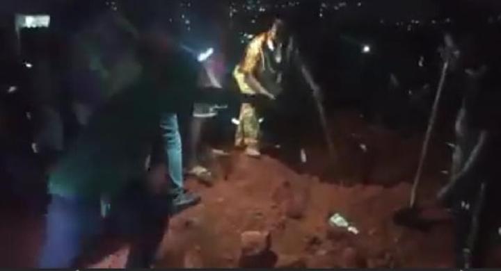 Drame : un éboulement de terrain fait plusieurs morts à Yaoundé Drame : un éboulement de terrain fait plusieurs morts à Yaoundé