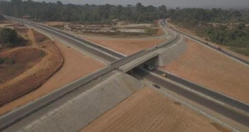 Infrastructures : Mise en service ce jour de l’échangeur trompette d’Obala (Centre) sur la Nationale N°4 Infrastructures : Mise en service ce jour de l’échangeur trompette d’Obala (Centre) sur la Nationale N°4