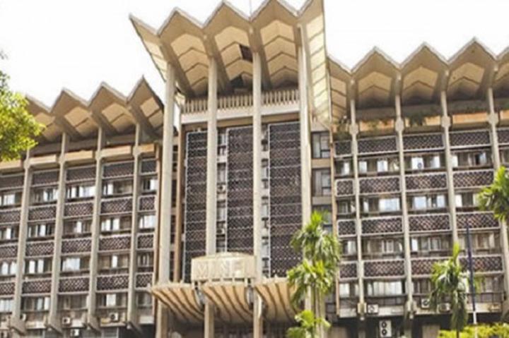 Marché des titres de la Beac : le Cameroun attendu pour un remboursement de 10 milliards de FCFA le 21 décembre Marché des titres de la Beac : le Cameroun attendu pour un remboursement de 10 milliards de FCFA le 21 décembre