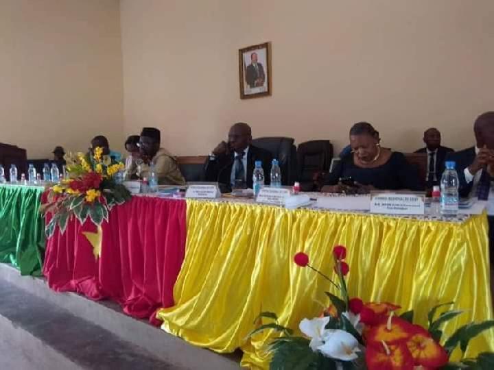 Cameroun : Le Conseil régional parer aux difficultés liées à la complexe équation de l'indisponibilité des moyens financiers Cameroun : Le Conseil régional parer aux difficultés liées à la complexe équation de l'indisponibilité des moyens financiers